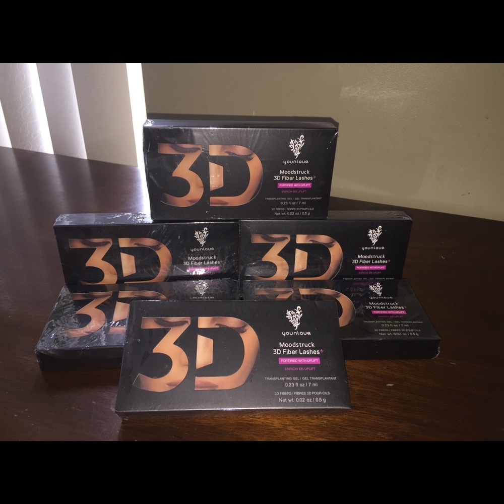 NEW MOONSTRUCK 3D FIBER LASHES (YOUNIQUE)
